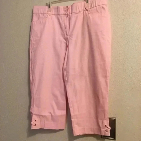 Counterparts Pants - Counterparts Capris Ladies